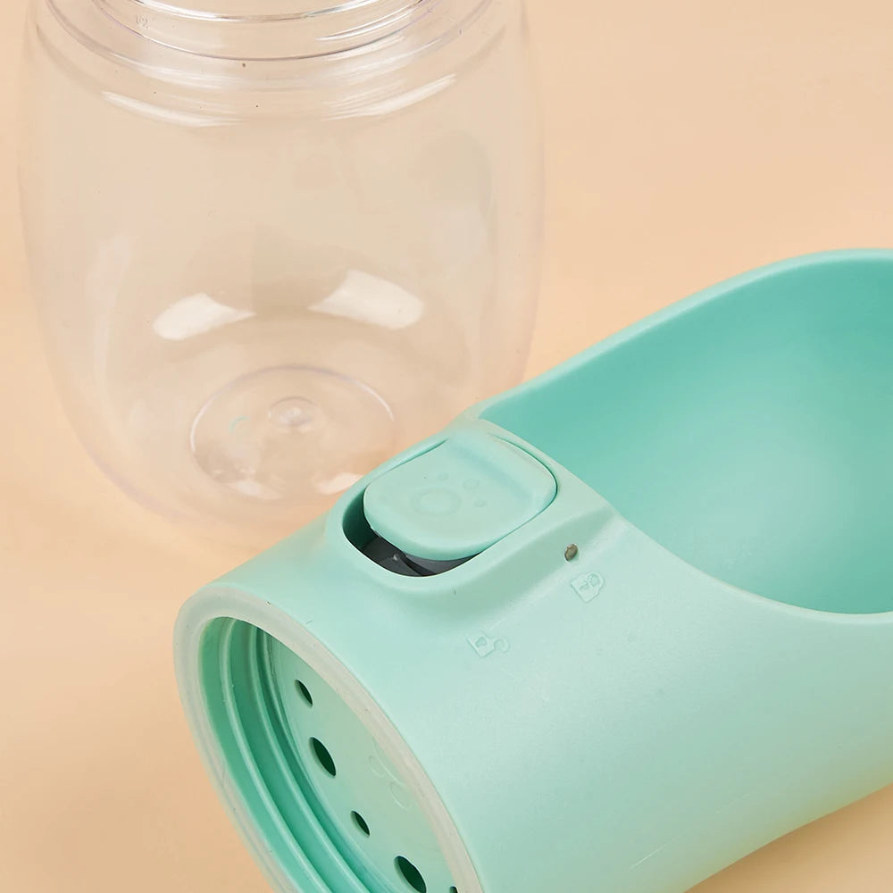 Botella de Agua Portátil para Perros y Gatos