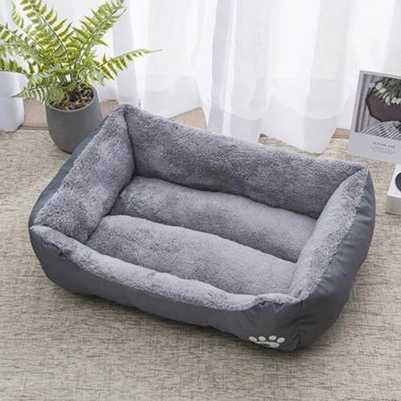Cama Negra de Peluche para Perros, Antideslizante